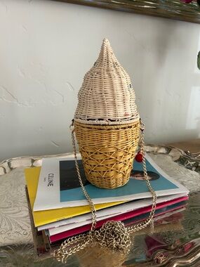 Betsey Johnson wicker Ice Cream Cone Crossbody Bag in Natural and Yellow